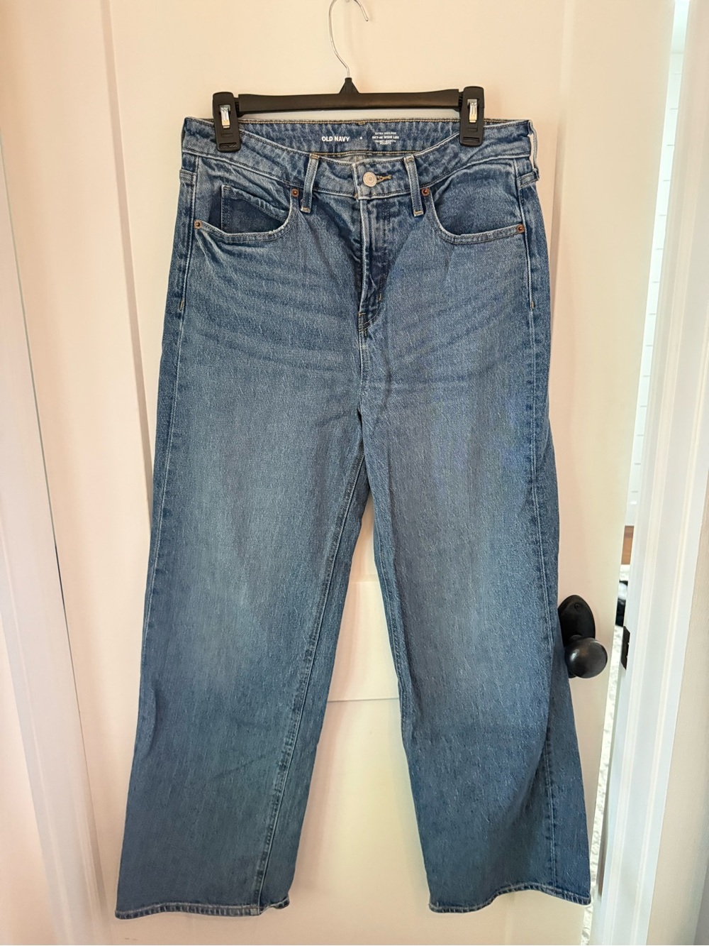 Old Navy Extra High Waisted Sky-Hi Wide Leg Jeans